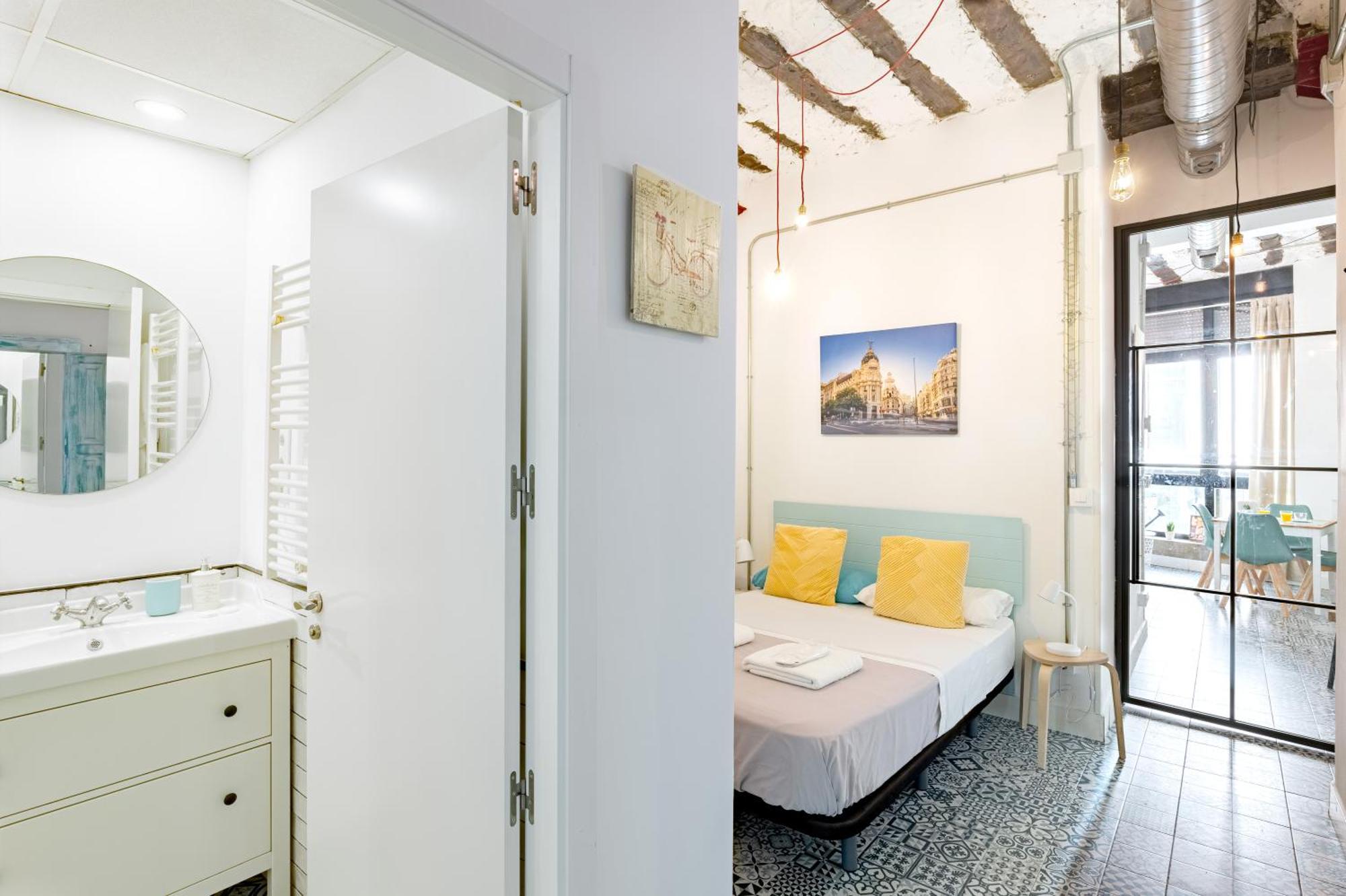 Vintage Apartment Near Puerta Del Sol Madrid Exterior foto